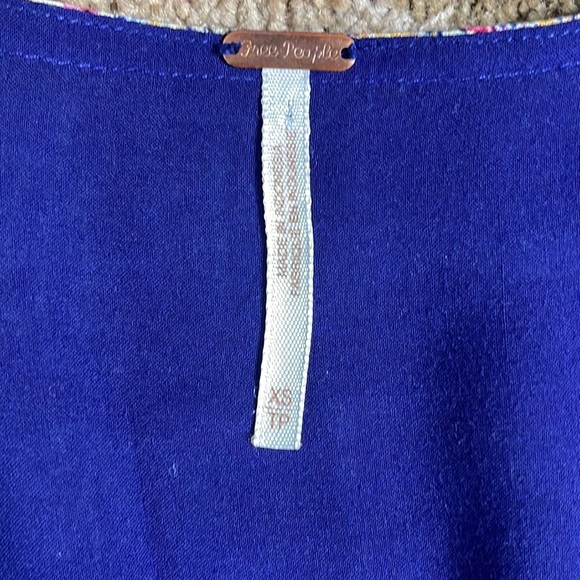 FREE PEOPLE SUNSET DREAMS TUNIC BELL SLEEVE BLOUSE IN BLUE - Picture 12 of 16